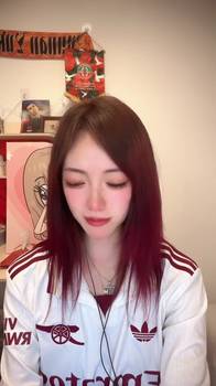 阿森纳女球迷痛哭：每次都是差一点，每次都是差一点，唉&hellip;&hellip;